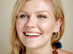 Tänder Kirsten Dunst
